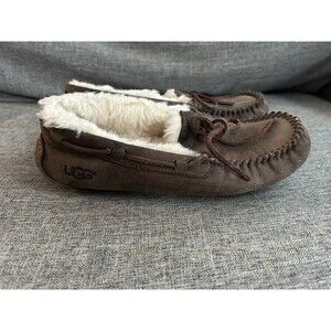 Ugg Dakota Moccasin Slippers Womens Size 6 Suede Leather Shoes Brown She…